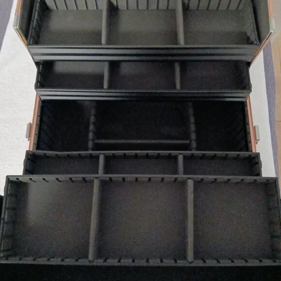 Sephora Metallic Rose Gold Make Up Train Case -- NWT w/shoulder strap and keys! - Picture 8 of 10